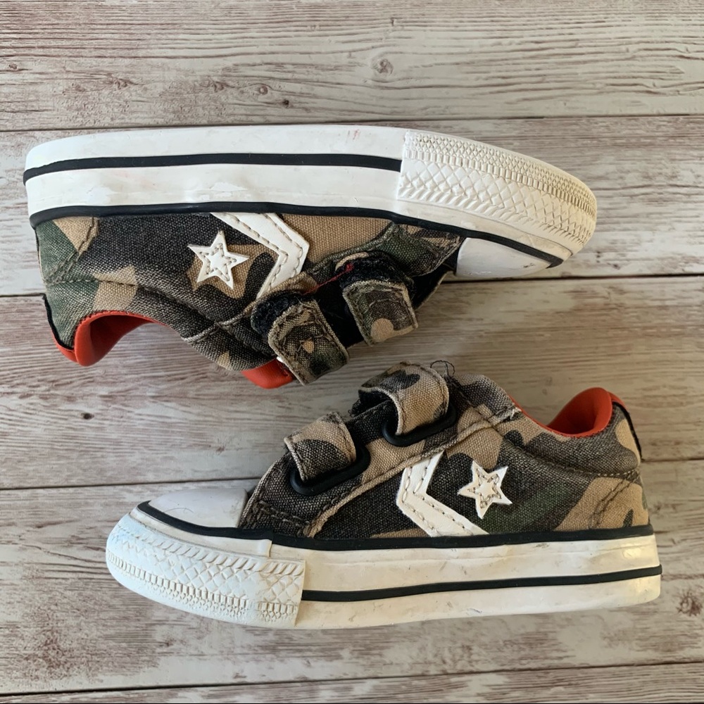 Converse All Star Camo Star Velcro Strap Shoes 5